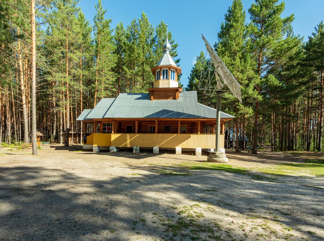 Храм Новомучеников и исповедников Церкви Русской на оз. Монастырском